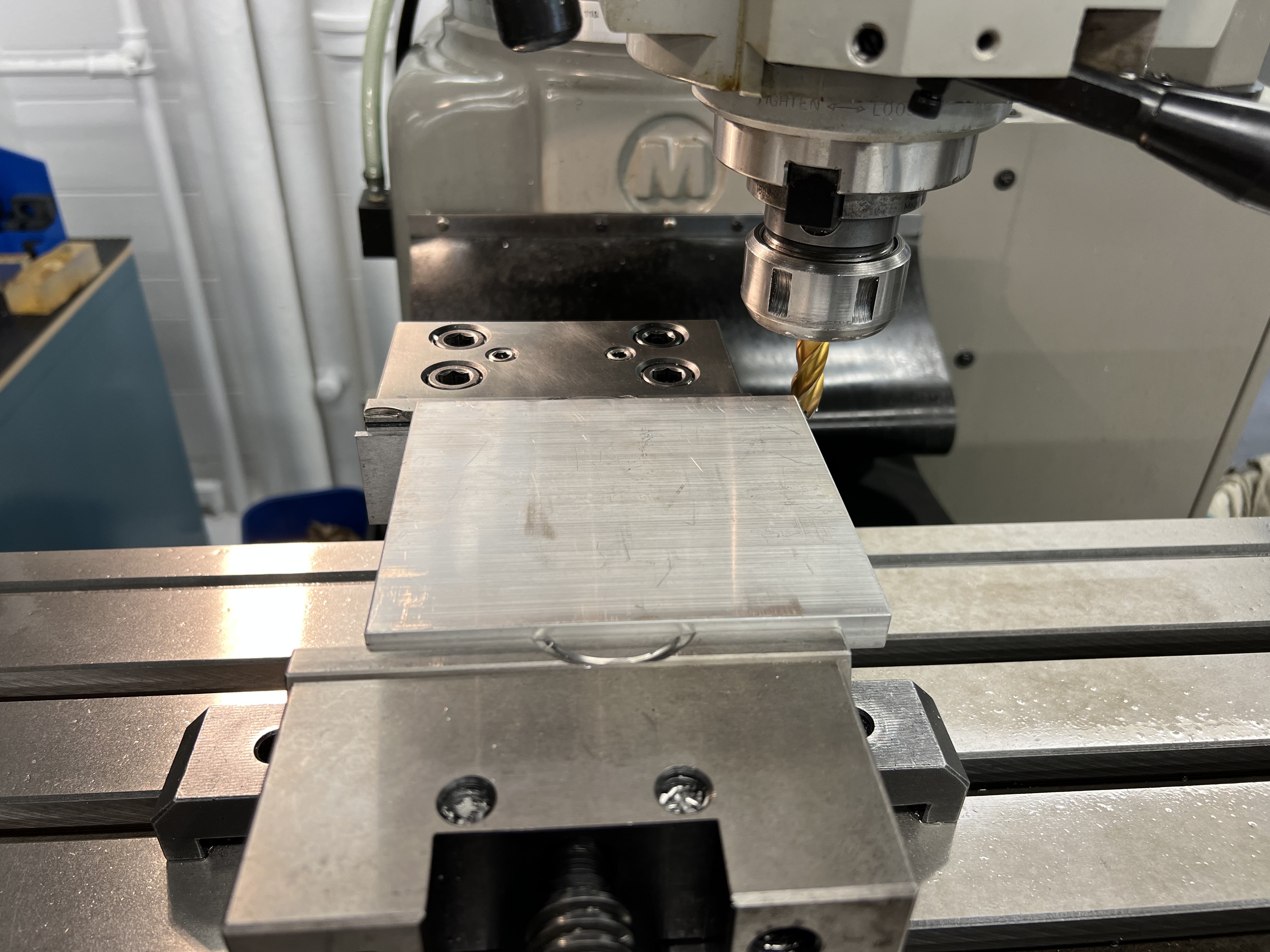Milling plate edge
